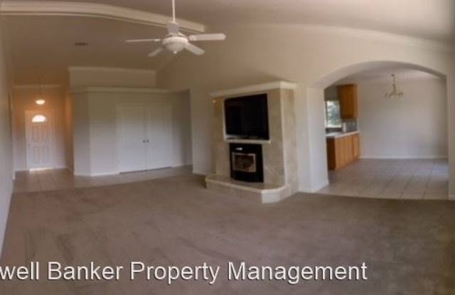 1066 Spring Ridge Drive Gallery 3