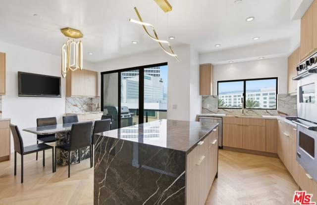 121 Canon Drive photos photos