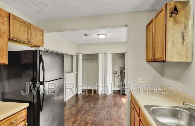 2147 Allandale Cir N Gallery 2