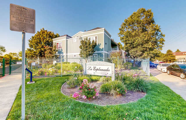 Bright first floor 2 bedroom with washer  dryer in unit! photos photos