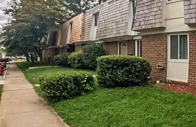 19004 Coltfield Ct Gallery 2