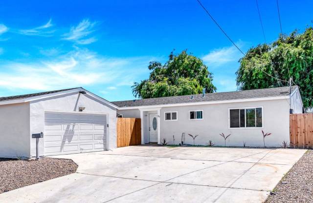 3 BR / 2 BA 1152 Sq ft. Chula Vista / Private Yard photos photos