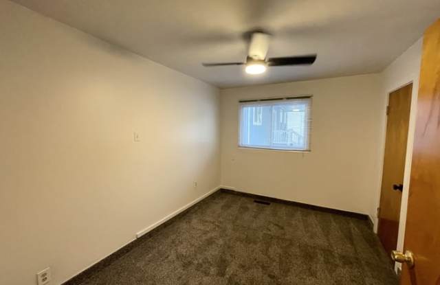 3595 South 500 East Gallery 4