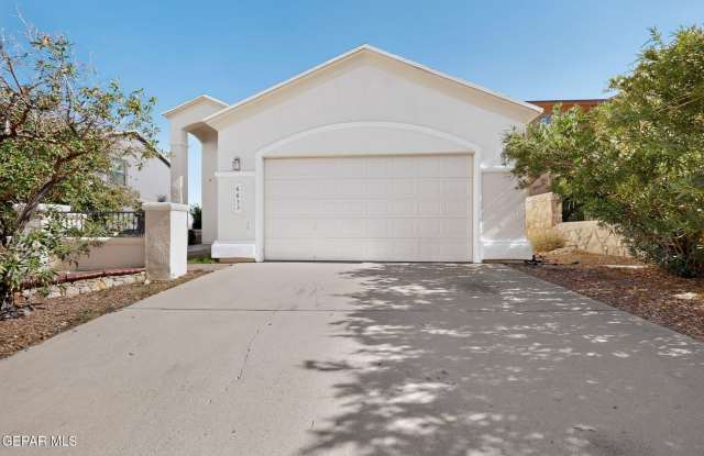 6633 CABANA DEL SOL Drive Gallery 2