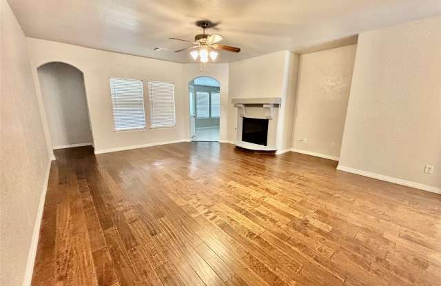 1312 Bateman Lane Gallery 4