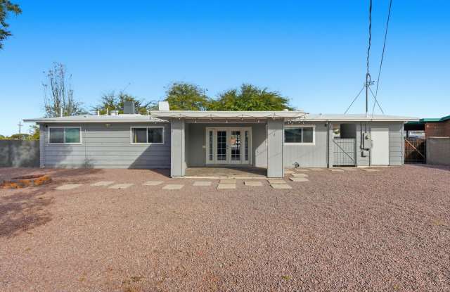 Spacious 3-Bed, 2-Bath East Tucson Home with Large Yard  Open Layout photos photos