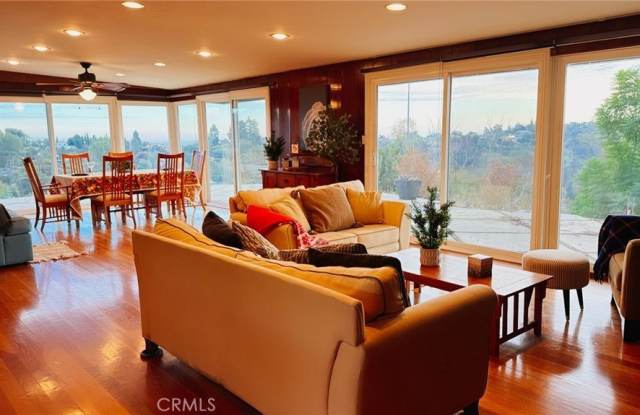 2334 Valle Drive photos photos