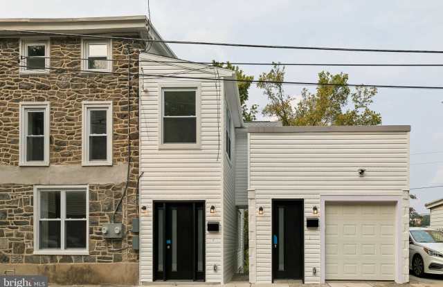 17 JEFFERSON Street Gallery 4