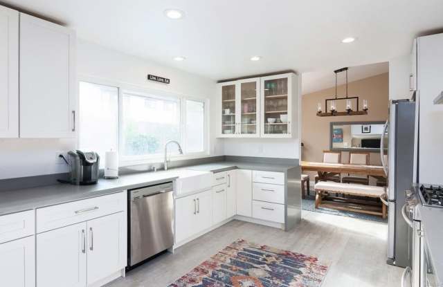 160 Clearview Court photos photos