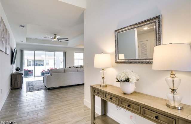 5307 6th Street W Gallery 3