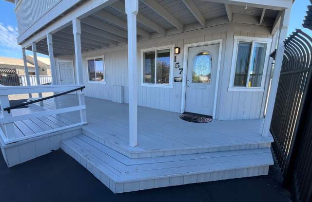 Spacious Single Level 1-bdr, 1-bath in Sisters! ***OWNER PAYS UTILITIES*** photos photos Spacious Single Level 1-bdr, 1-bath in Sisters! ***OWNER PAYS UTILITIES*** photos photos