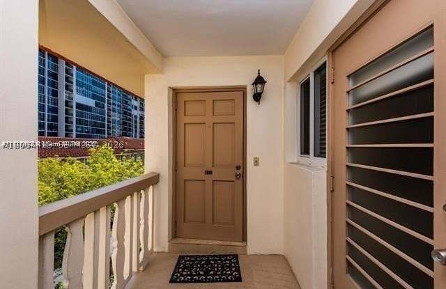 2081 S Ocean Dr Gallery 3