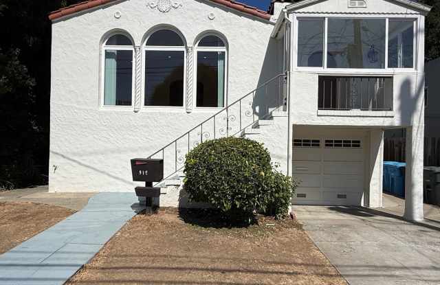 Bright and spacious two‑bedroom, one‑bath home in a highly convenient location. photos photos