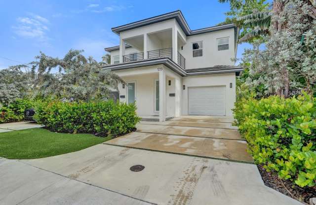 1213 W Las Olas Boulevard photos photos