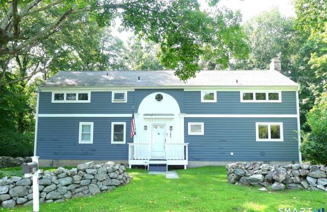 195 Silver Spring Road Gallery 1
