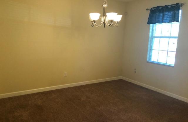 5 BEDROOM 2 STORY HOUSE ON INDEPENDENCE - WINTER GARDEN - LAWN CARE, CABLE AND INTERNET INCLUDED!!! Gallery 3