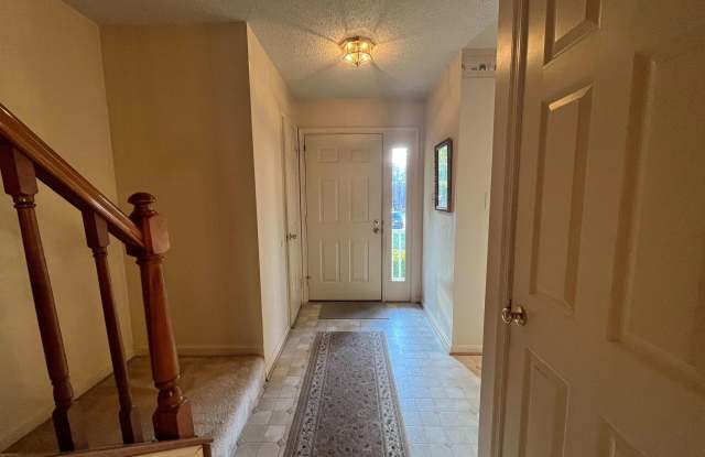 11531 HILL MEADE Lane Gallery 3