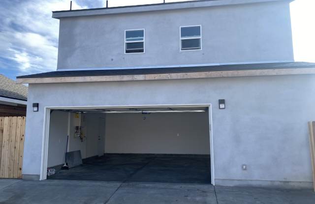 8449 Lomond Drive Gallery 2