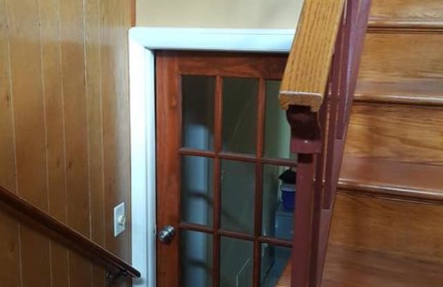5625 GREGORY DR Gallery 2