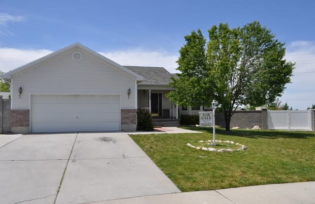 4122 s. Long Valley Drive - 4122 Long Valley Drive, West Valley City, UT 84128