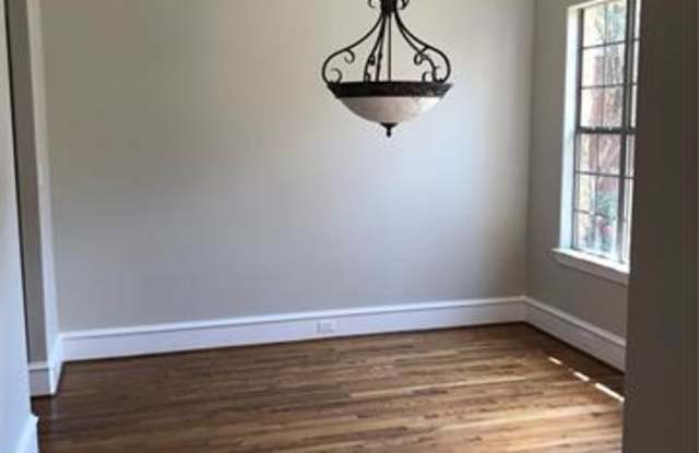5123 Miller Avenue Gallery 2