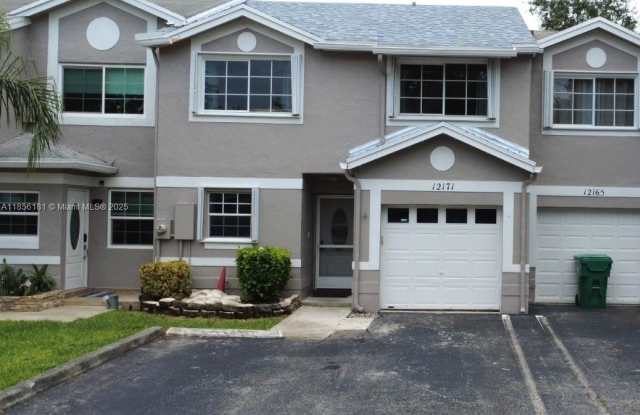 12171 SW 50th St photos photos