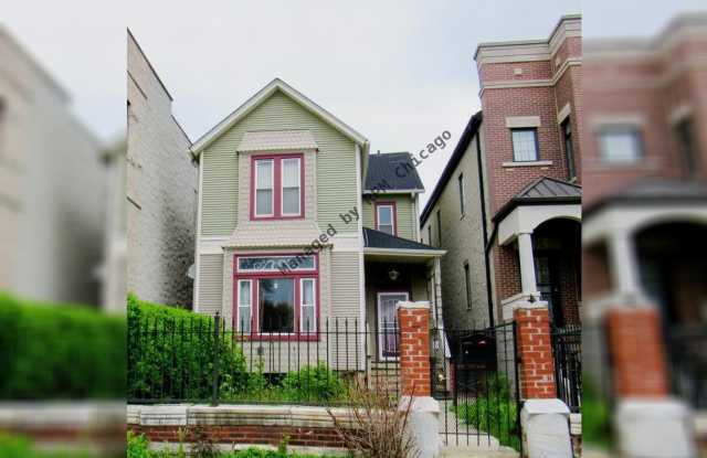 530 E 45th Street, Chicago, IL 60653 photos photos
