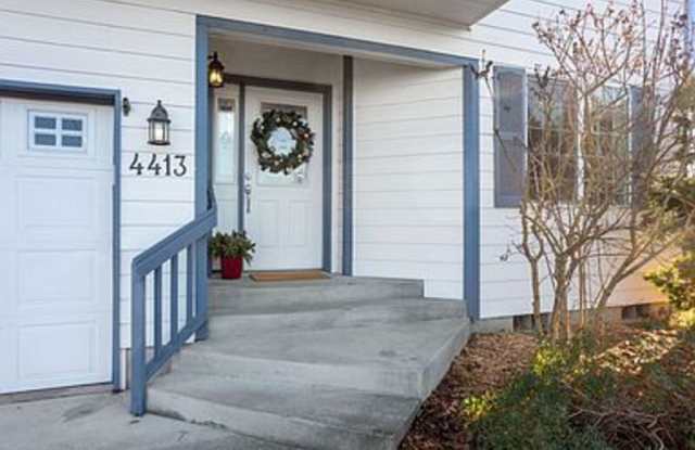 4413 Carstan Court photos photos