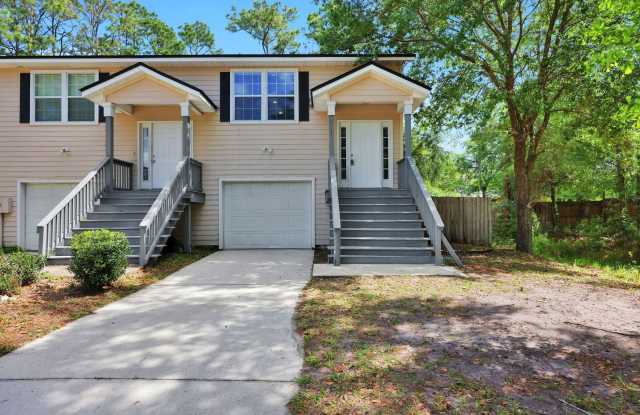 3 Bedroom Townhouse for Rent! Special Low Pricing - 8325 Homeport Court, Jacksonville, FL 32244