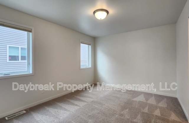2584 66th Avenue South Gallery 4