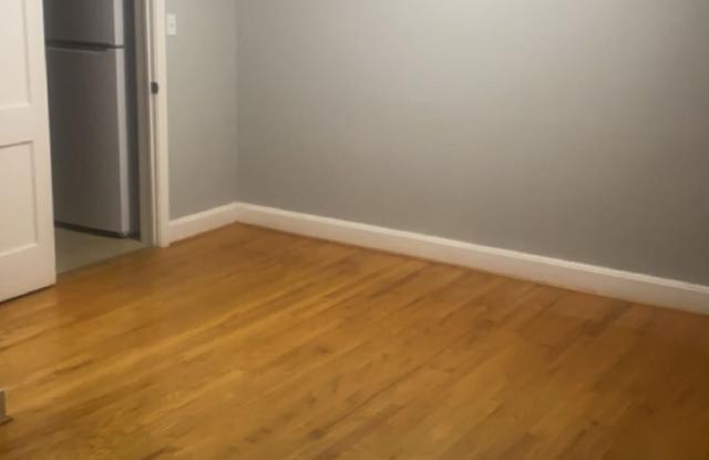 15 Seneca Road Gallery 2
