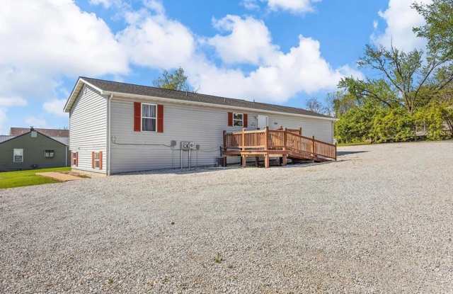 3 Bedroom Apartment For Rent in Troy, MO Gallery 2