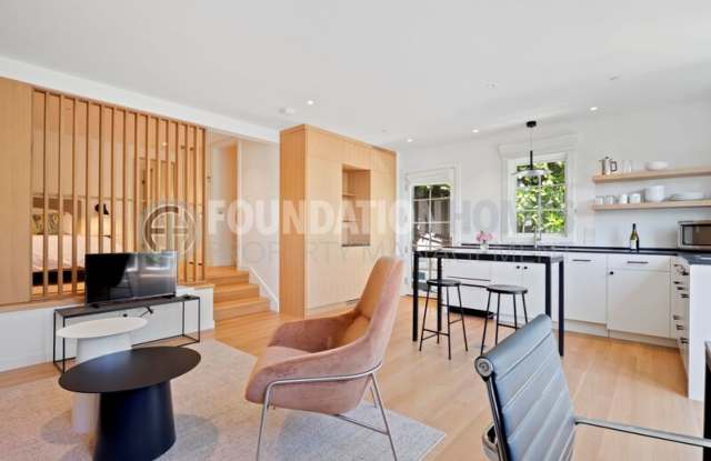 215-A Molino Ave . photos photos