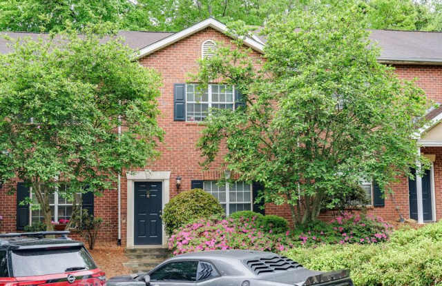 205 Woodstone Dr photos photos