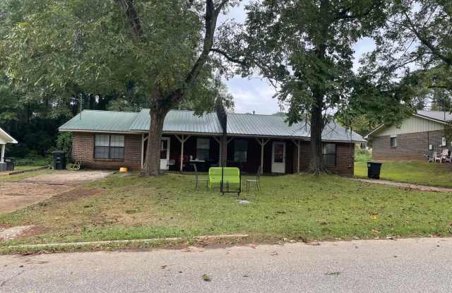 Cozy Duplex with Character in Opelika! photos photos