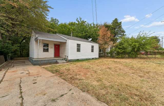 4 Bed 2 Bath Home Gallery 4