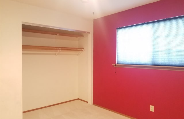(OFFBOARDED) 1409 Hammond Lane Gallery 3