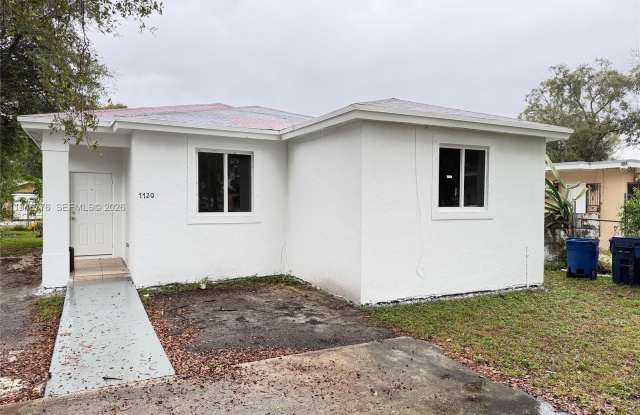 7720 NW 8th Ave photos photos