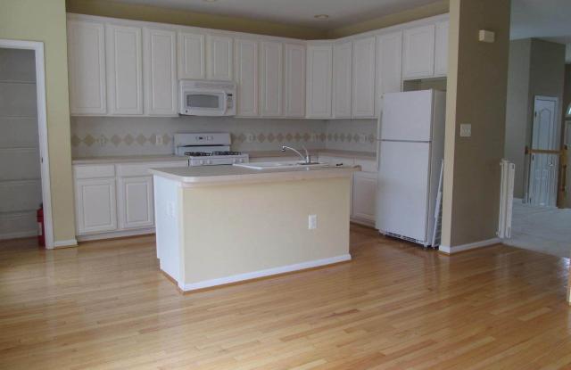 6819 OREGANO LANE Gallery 2
