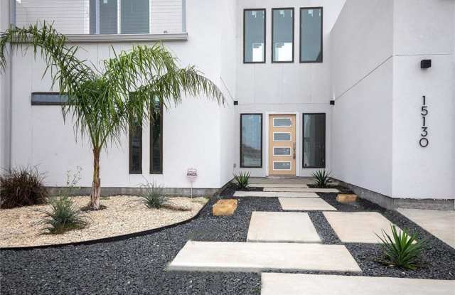 15130 Reales Dr Gallery 3