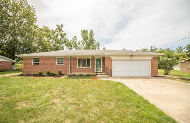 Cute 3 BR Ranch in Romney - 10 Minute Drive to Lafayette! photos photos