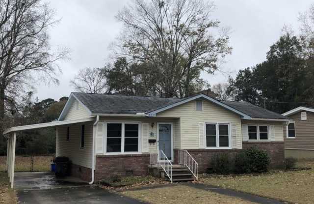 1253 Maxwell Street photos photos