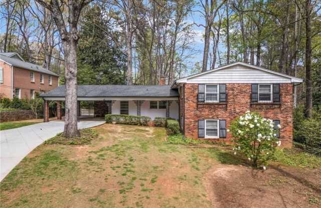 274 Land O Lakes Court NE photos photos