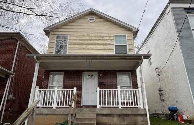 2122 W Jefferson St photos photos