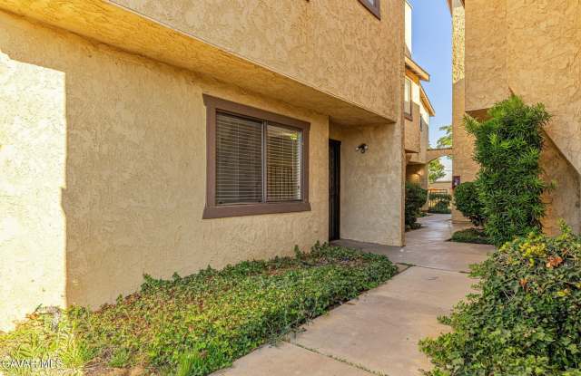 1318 W Ave J4 photos photos