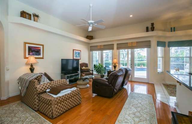 5213 LAUREL POINTE DRIVE Gallery 3