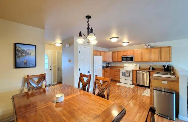 1112 Biehl Drive - B Gallery 2