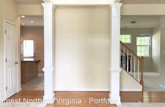 10109 Elliston Ct Gallery 4