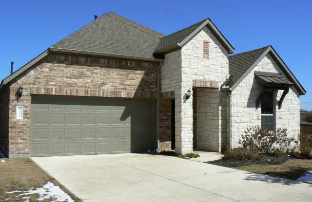 3304 De Torres Circle Gallery 1
