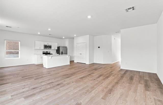 2029 W 30th Place Gallery 4
